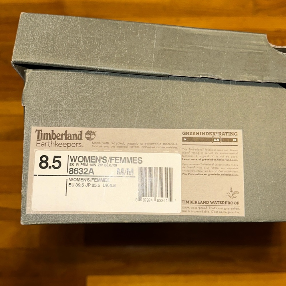 NEVER WORN Timberland Women’s Boots